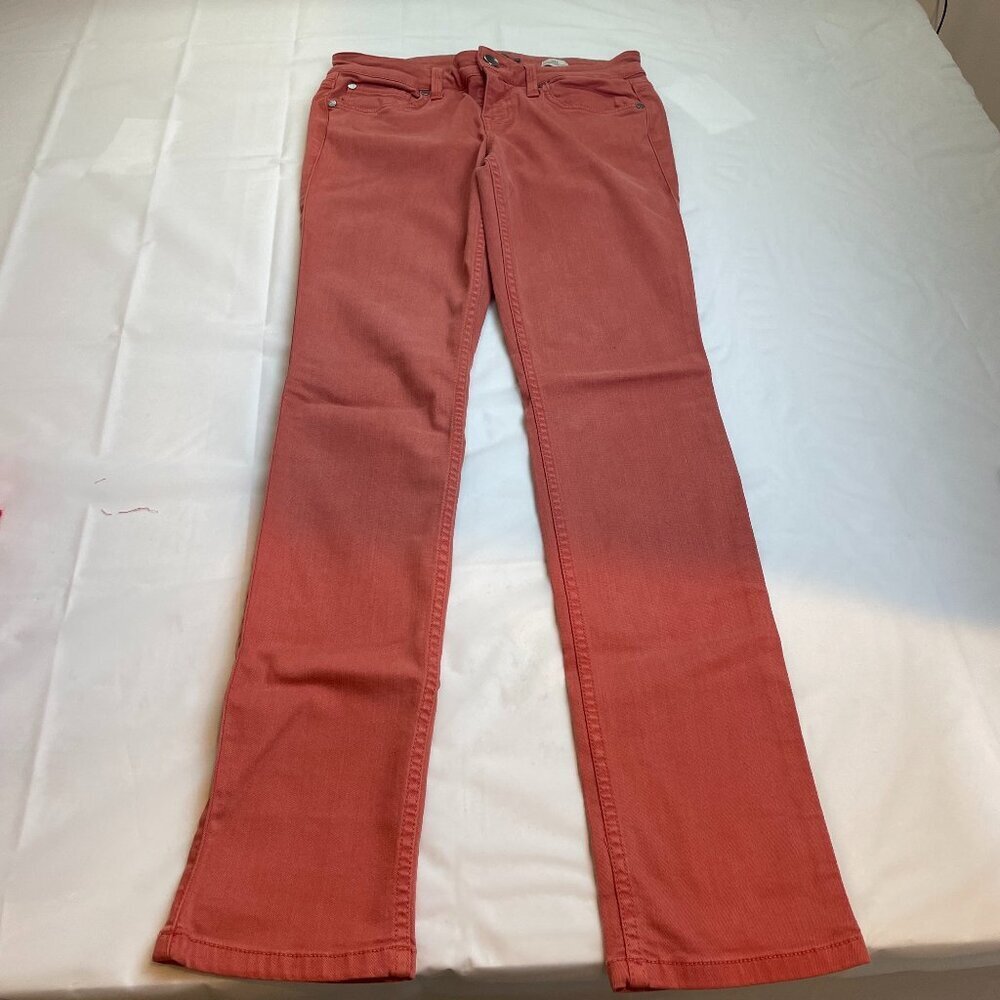 Level 99 Salmon Lily Skinny Straight Jeans Size 29